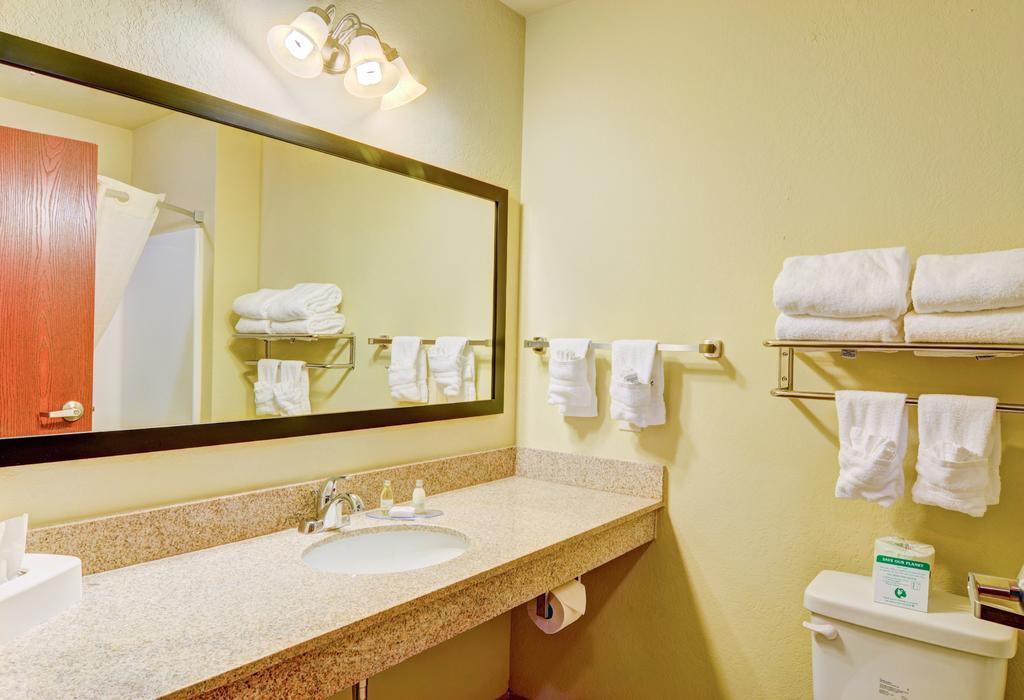 Cobblestone Hotel&Suites - Punxsutawney Eksteriør billede