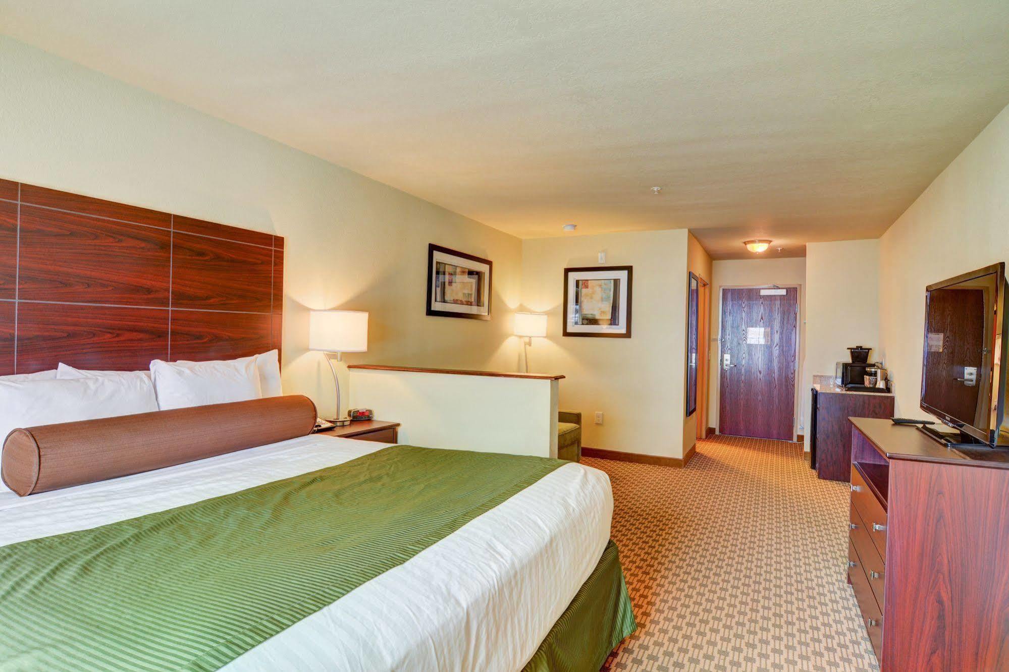 Cobblestone Hotel&Suites - Punxsutawney Eksteriør billede